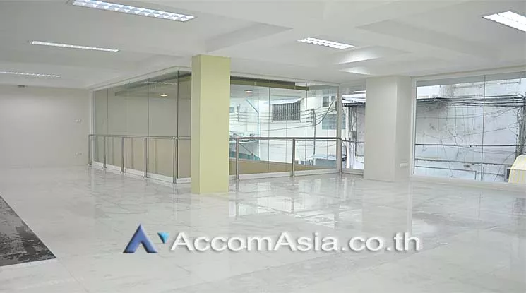 4  Office Space For Sale in silom ,Bangkok BTS Sala Daeng AA13148